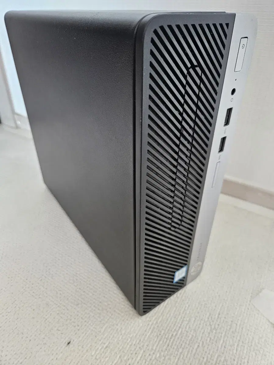 HP prodesk 400 g4 sff 컴퓨터 팝니다.